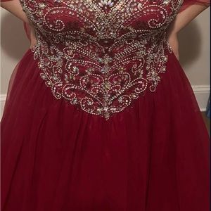 Its used. Doesn’t have the petticoat